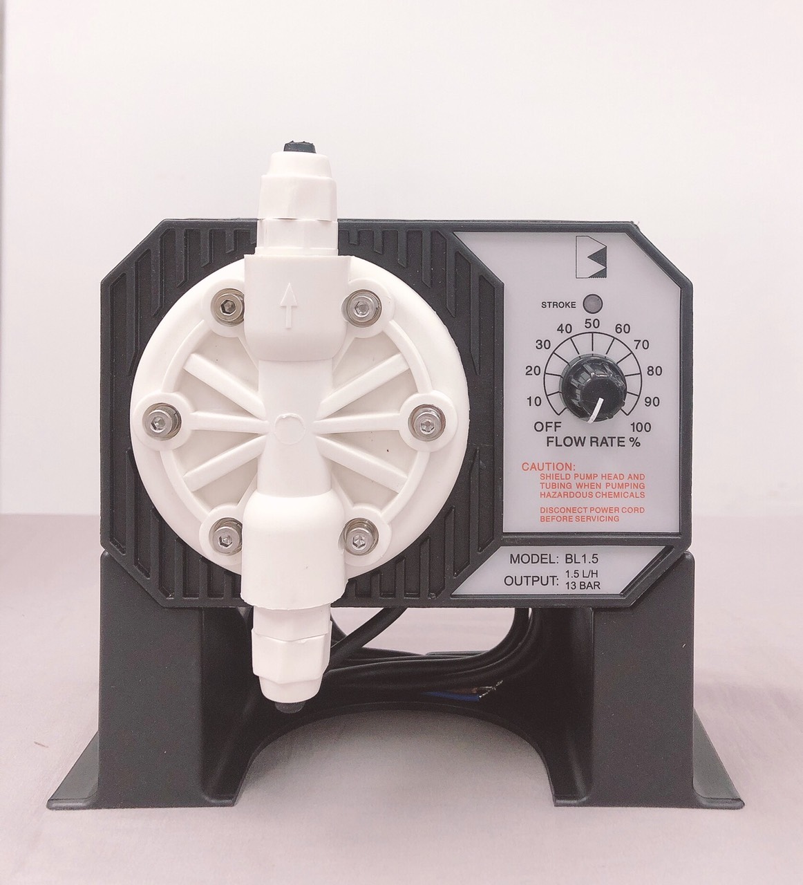 Bơm Định Lượng Hóa Chất Lỏng Black Stone 1.5 lít/giờ, 13 bar